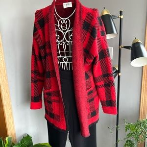 Buffalo Plaid Sweater Sz L
